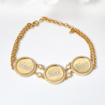 اسوارة بثلاث اسماء #963