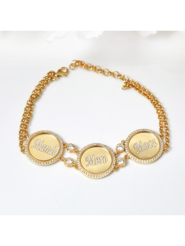 اسوارة بثلاث اسماء #963